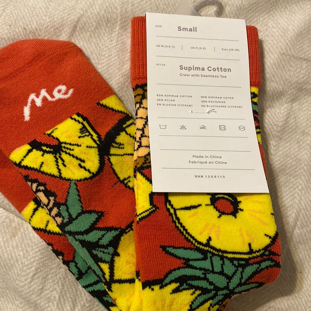Me Undies Crew Socks Pineapple